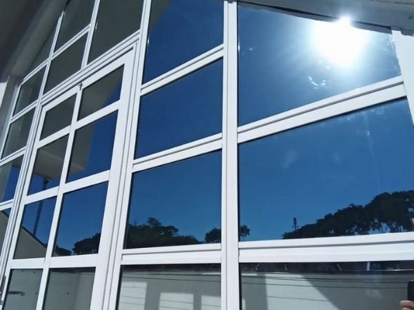 Película de Proteção Sisofilme Quilombo Cuiabá Película de Proteção para Janelas estilo Insulfilm em Quilombo Cuiabá